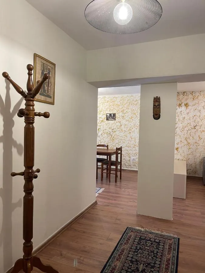 Hidden Gem Blloku Apartment Tirana
